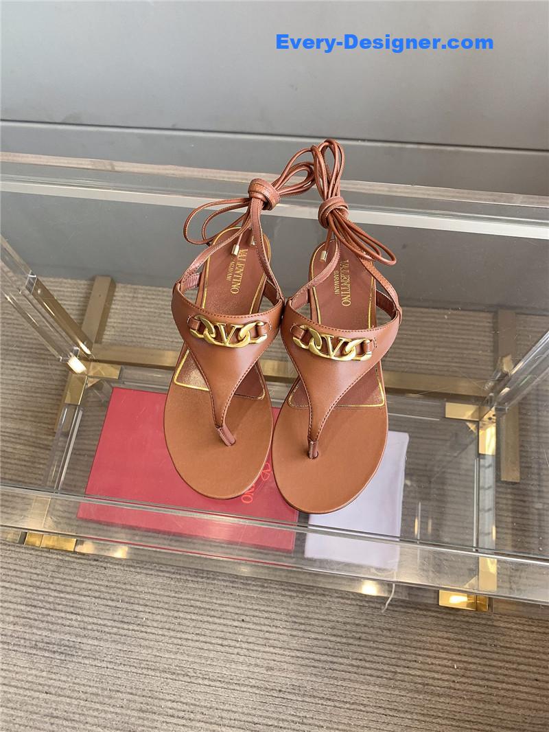 Va1e*ntin0 new strappy flat sandals