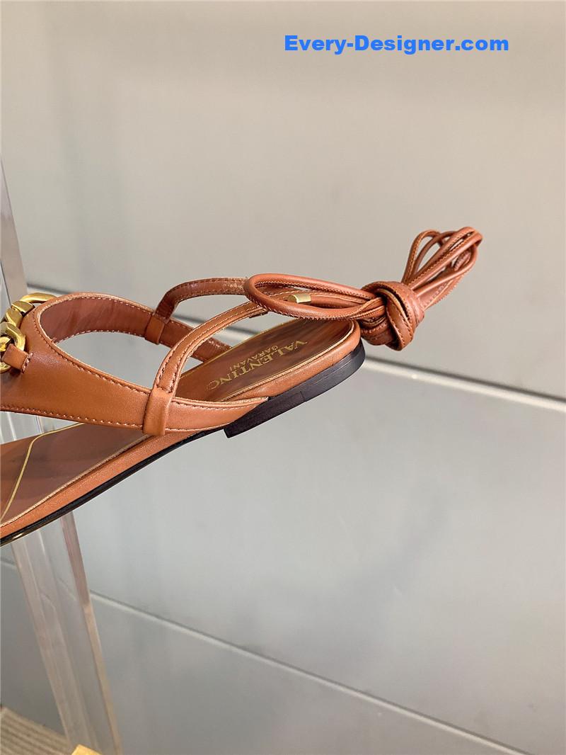Va1e*ntin0 new strappy flat sandals