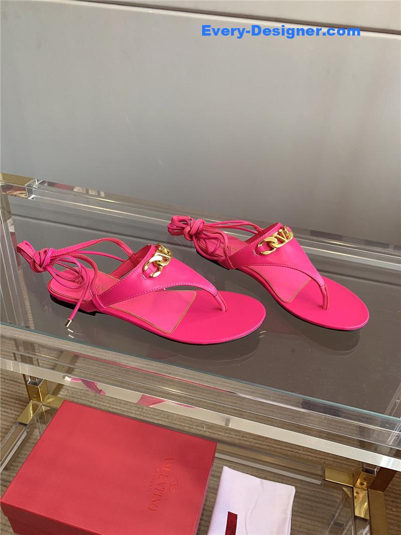 Va1e*ntin0 new strappy flat sandals