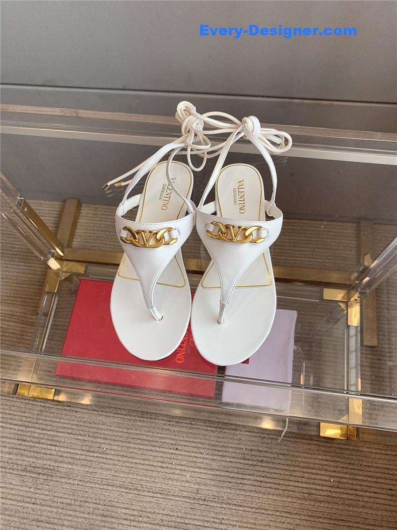 Va1e*ntin0 new strappy flat sandals