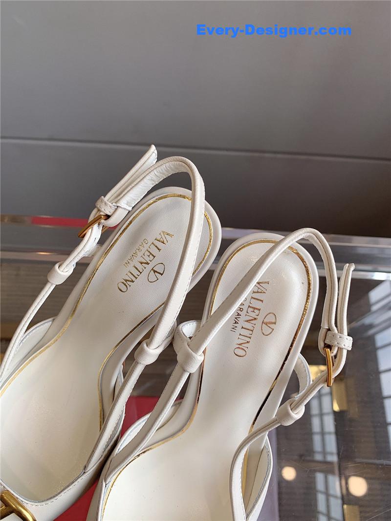 Va1e*ntin0 new sky high heels