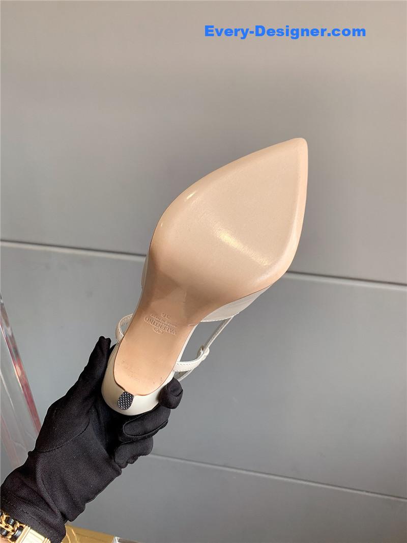 Va1e*ntin0 new sky high heels