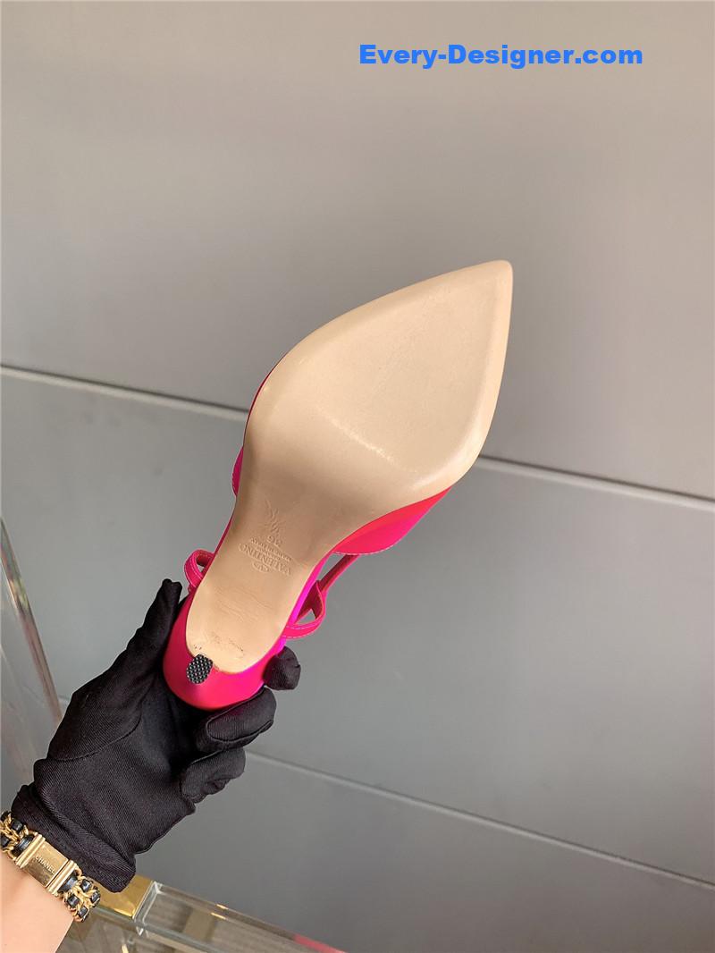 Va1e*ntin0 new sky high heels