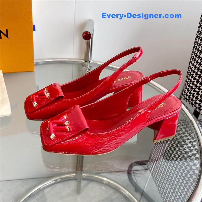 l0vis Vvtt0n red patent leather shake slingback heels