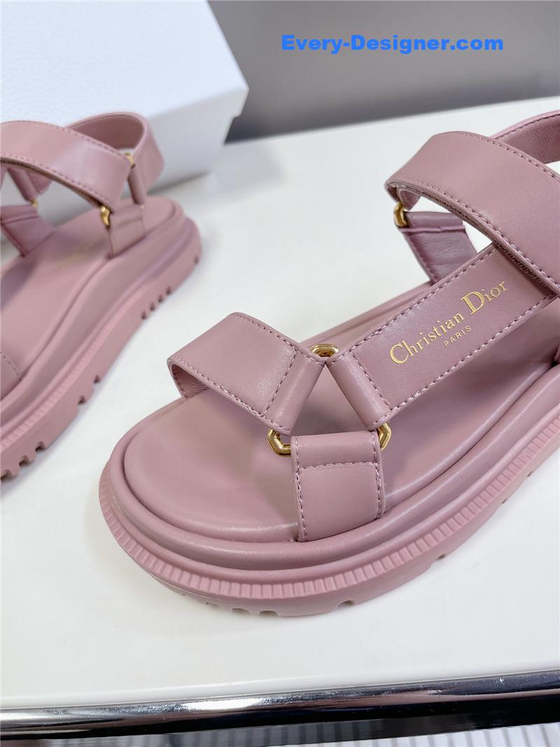 D10r new velcro sandals