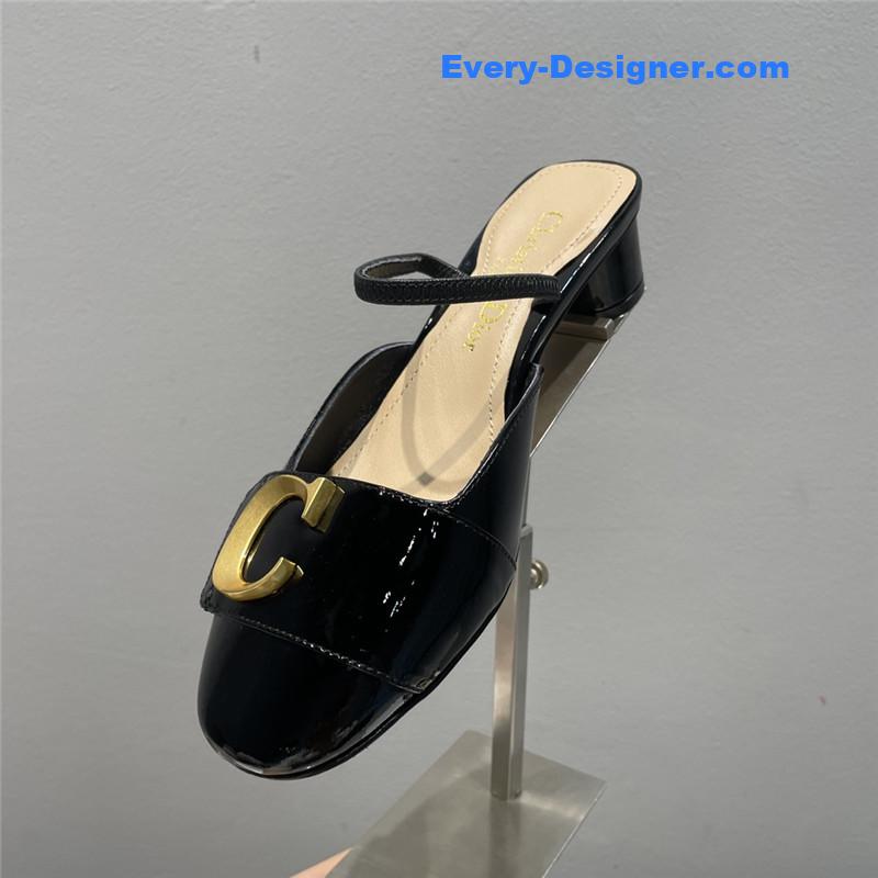 D10r square buckle commuter shoes