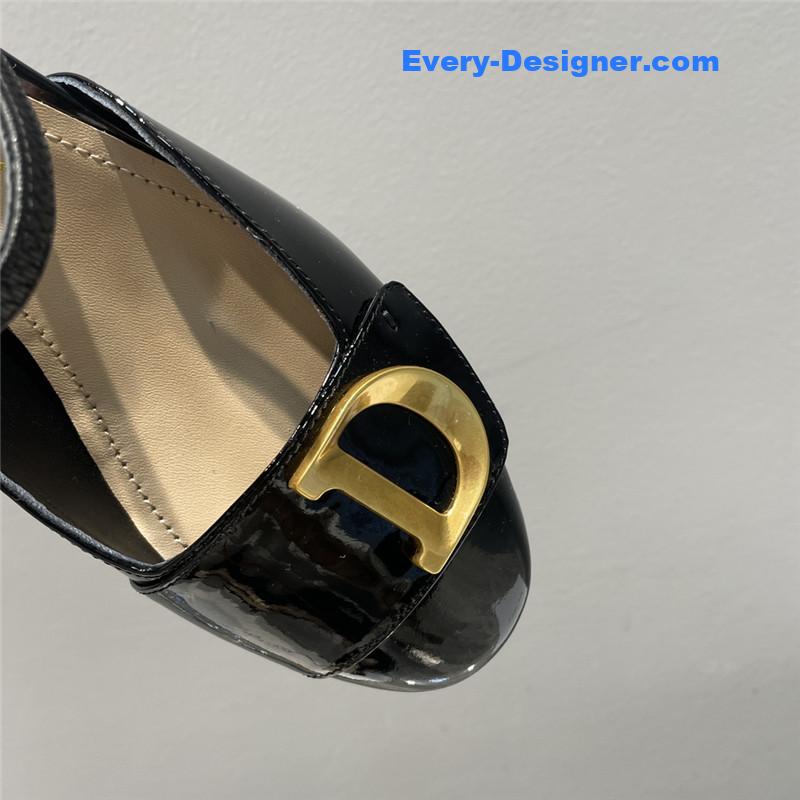 D10r square buckle commuter shoes