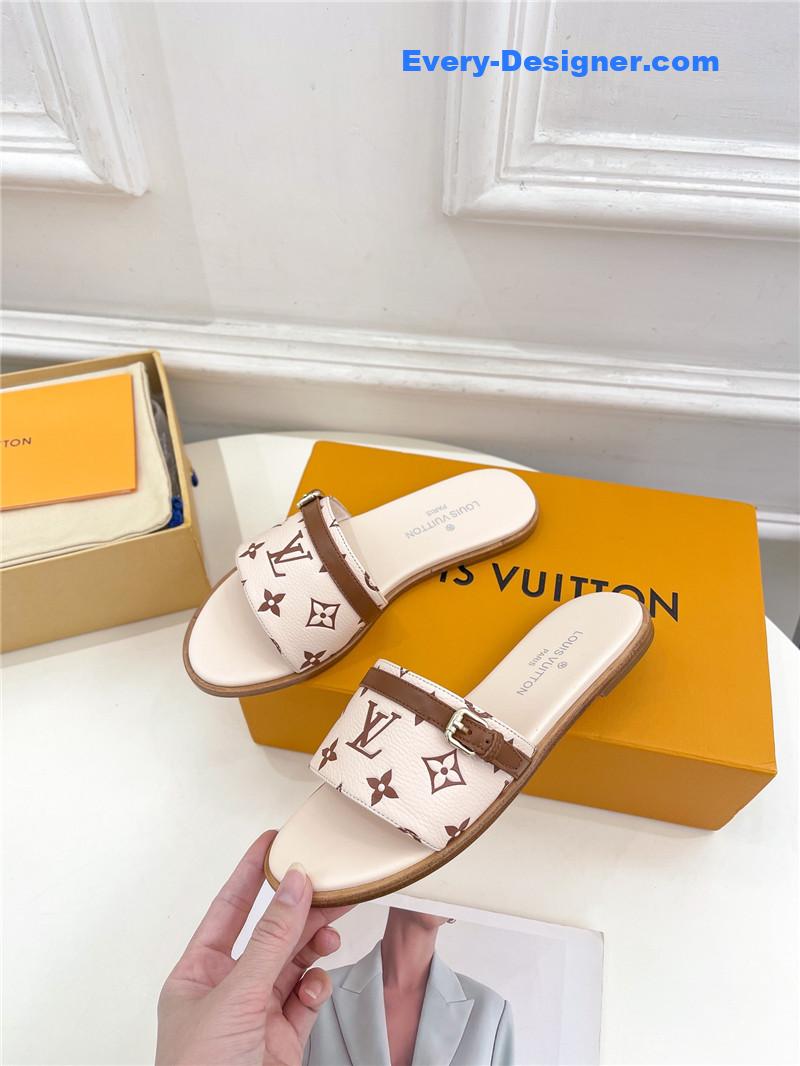 l0vis Vvtt0n lv latest hot style slippers