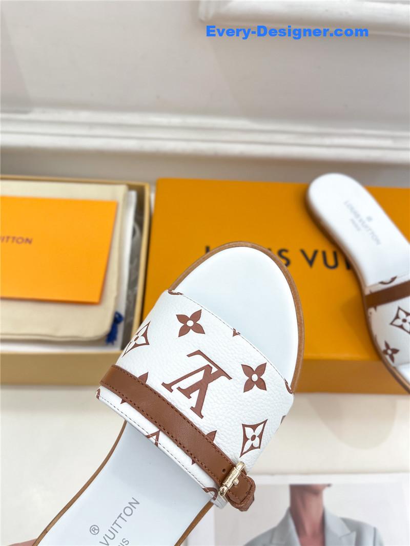 l0vis Vvtt0n lv latest hot style slippers
