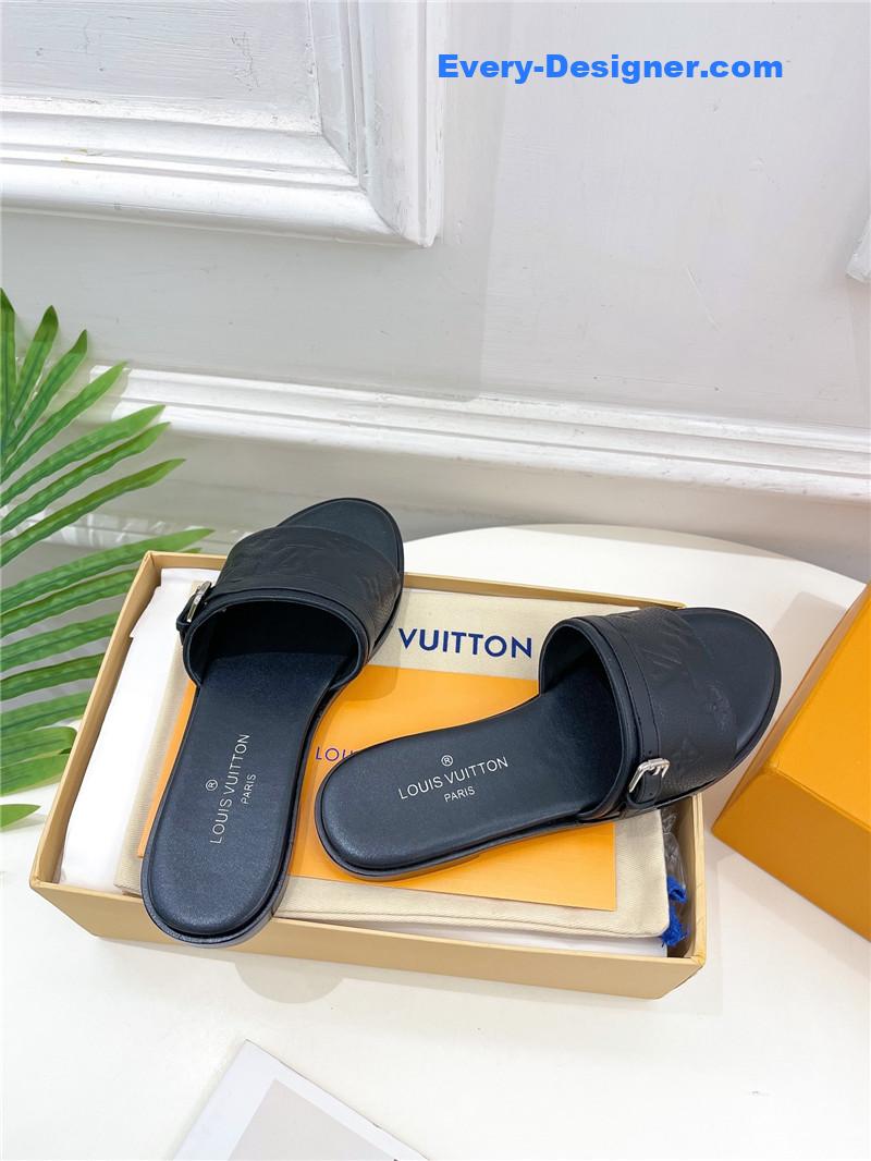 l0vis Vvtt0n lv latest hot style slippers