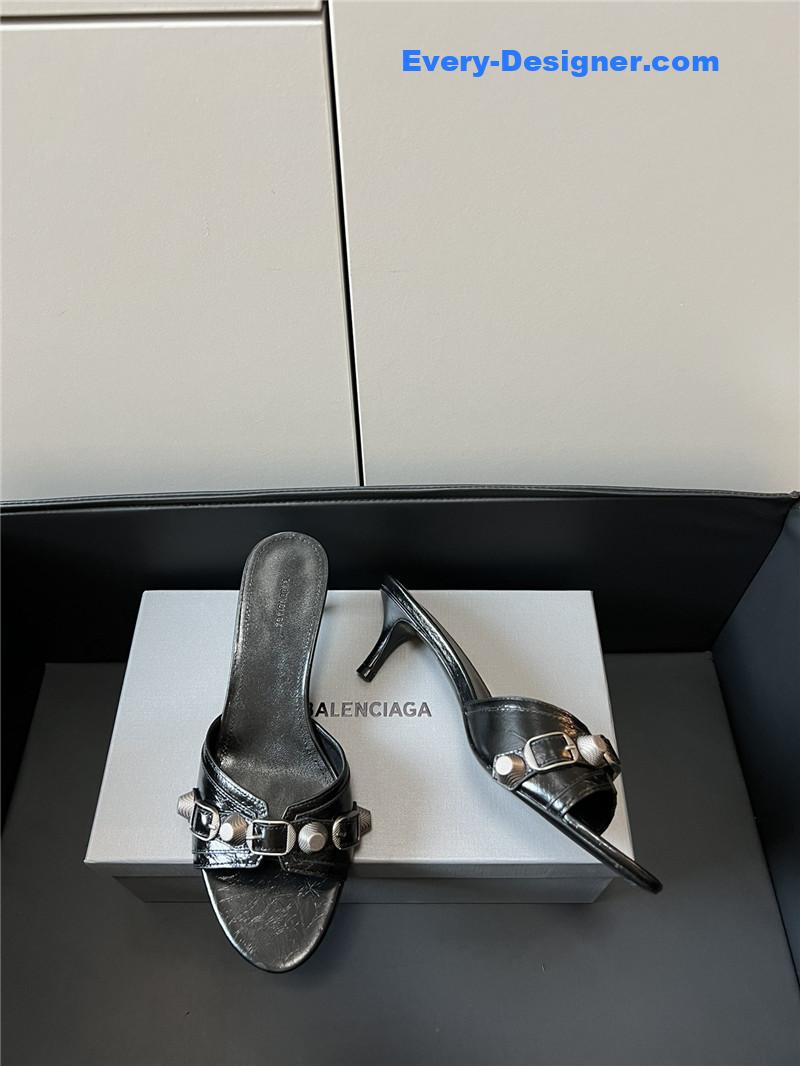 Ba1en*iaga silver stud buckle spice slippers