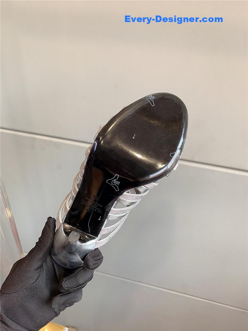 Va1e*ntin0 summer new high heel slippers