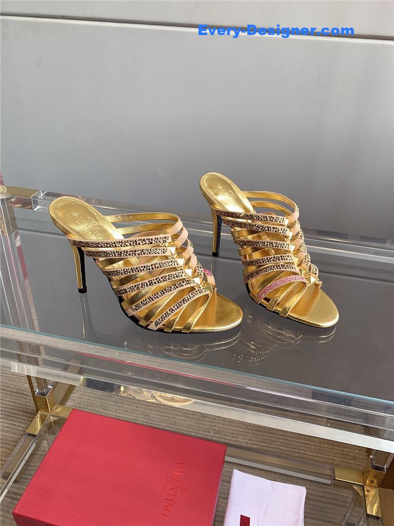 Va1e*ntin0 summer new high heel slippers