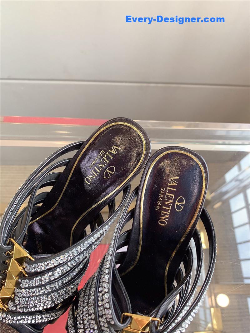 Va1e*ntin0 summer new high heel slippers