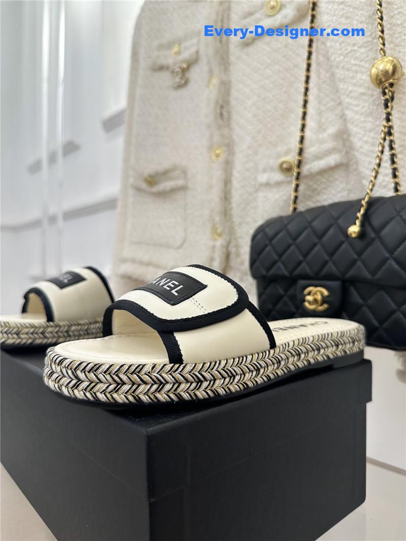 CC velcro lazy slippers