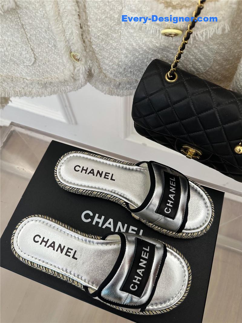 CC velcro lazy slippers