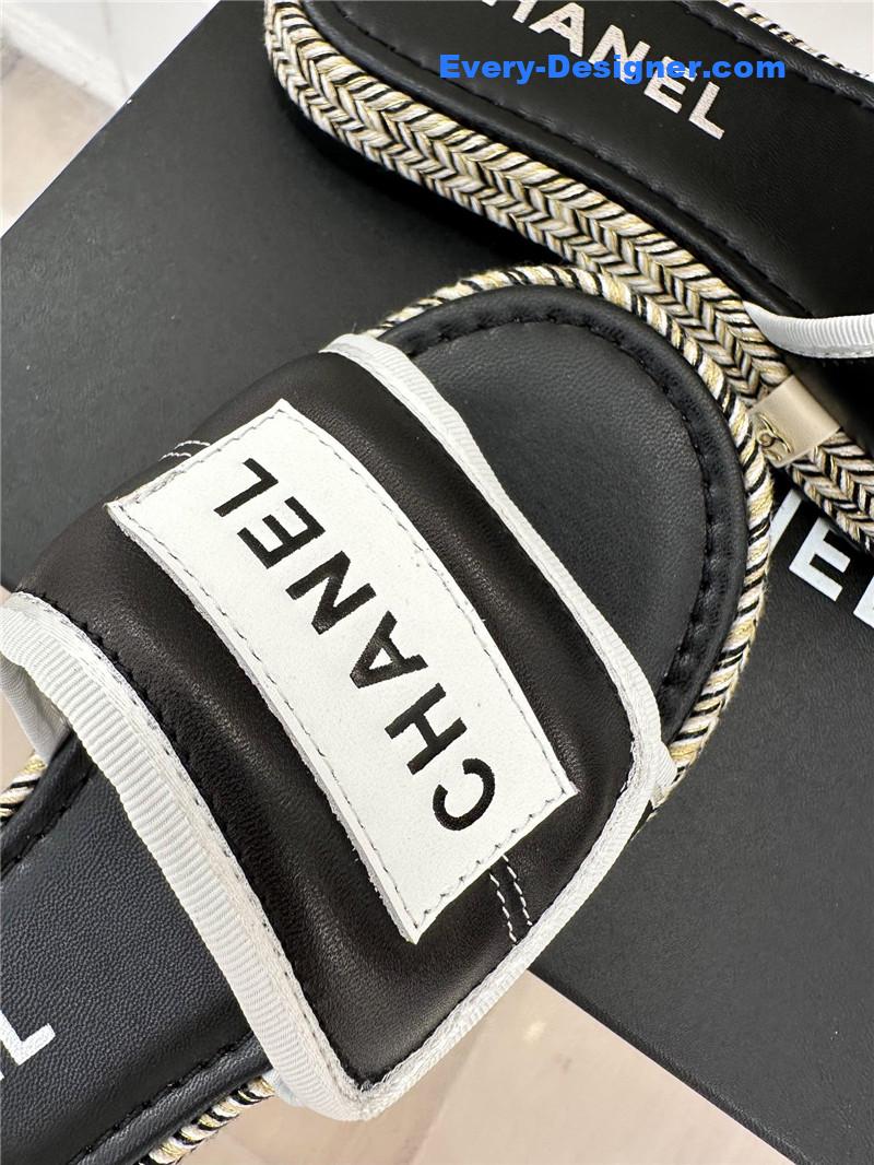 CC velcro lazy slippers