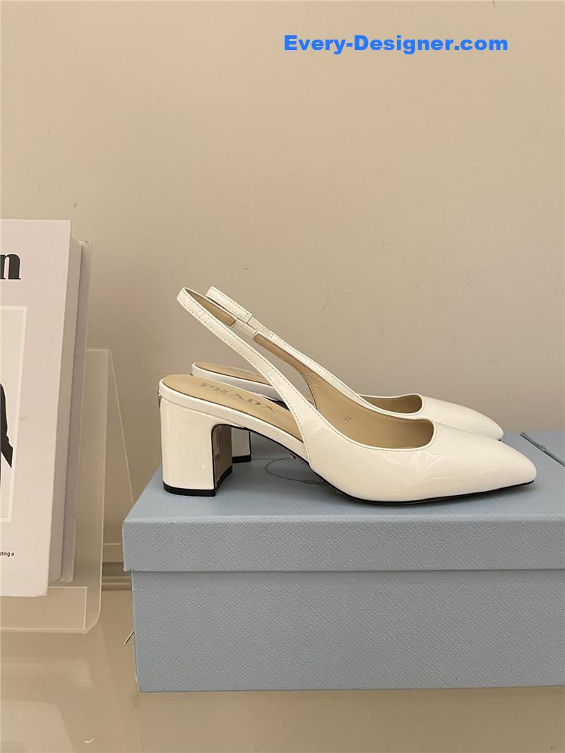 Pra*a new vintage mid heel sandals