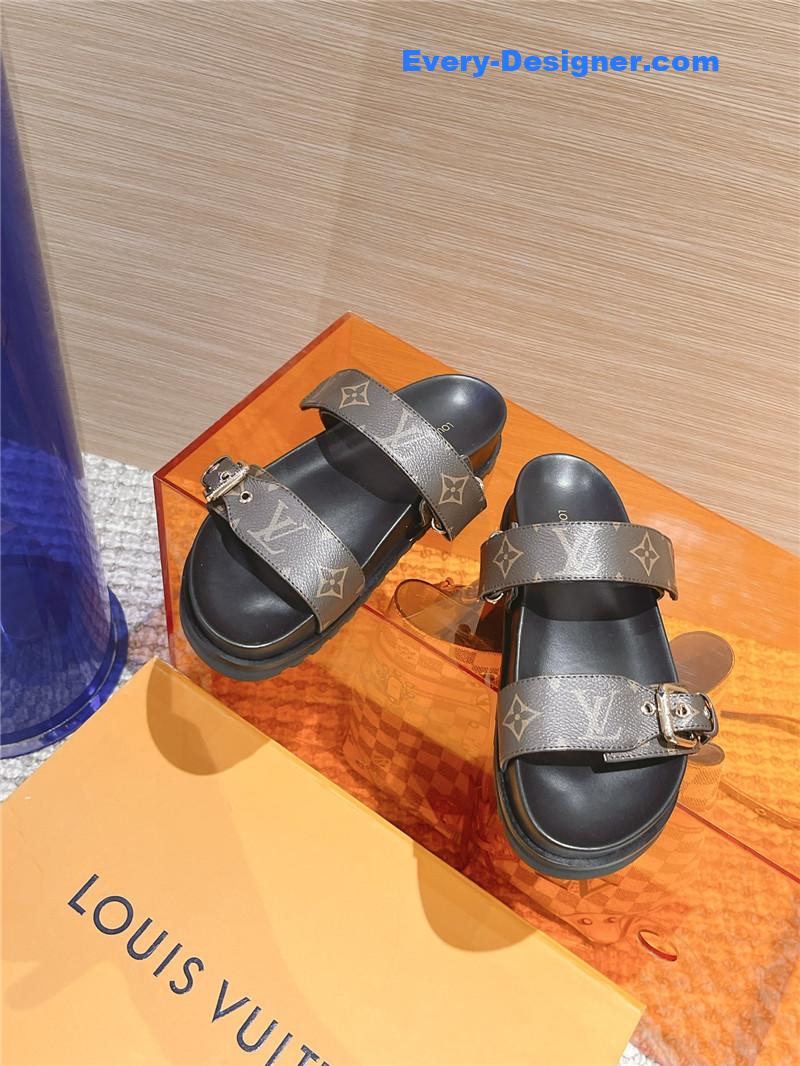 l0vis Vvtt0n lv new embossed sandals and slippers