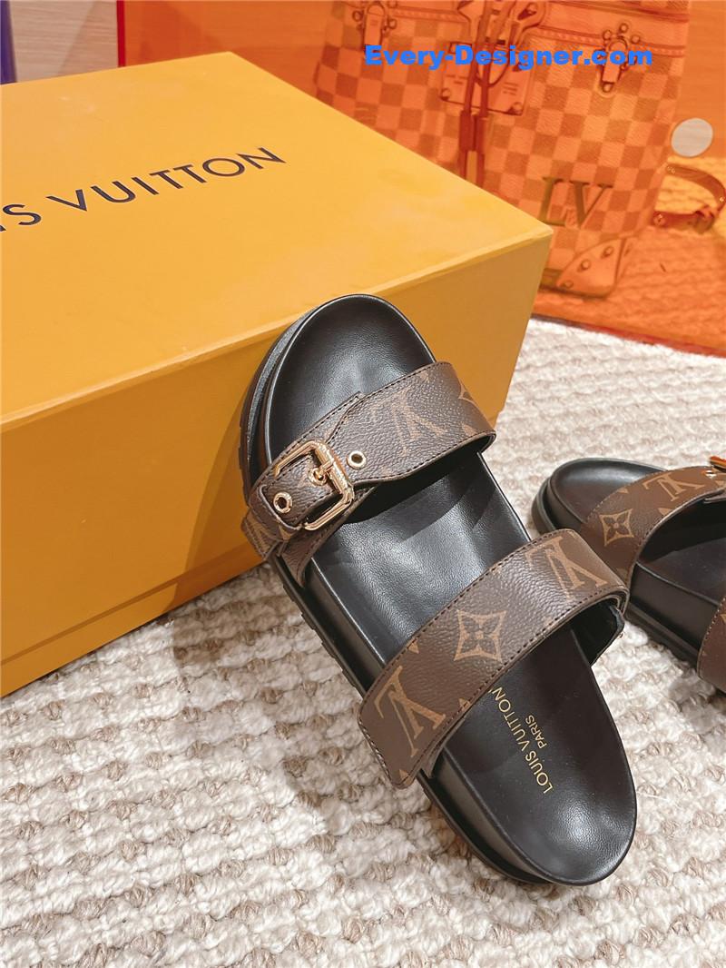 l0vis Vvtt0n lv new embossed sandals and slippers