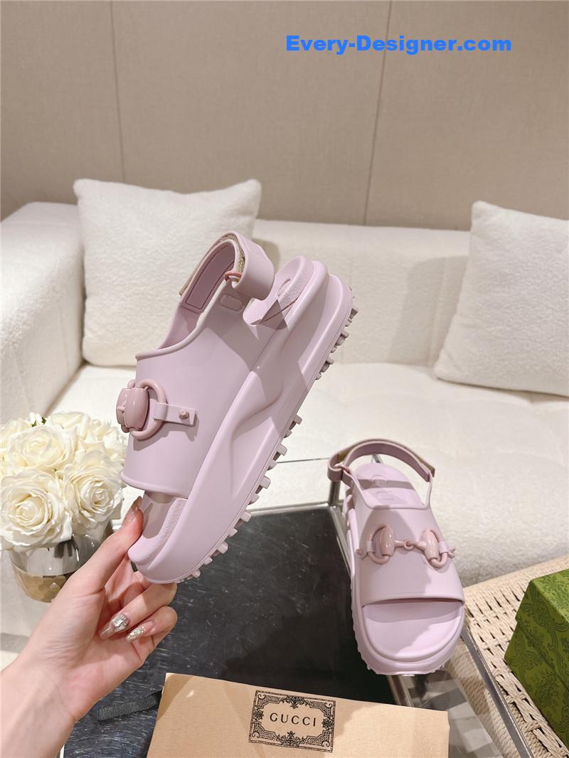 Gvc*1 buckle platform loafer