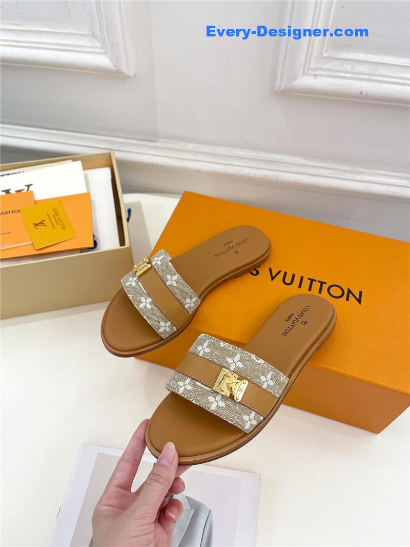 l0vis Vvtt0n lv spring and summer new metal buckle slippers