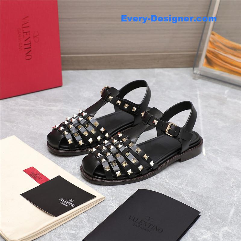 Va1e*ntin0 vintage baotou hollow roman women’s shoes