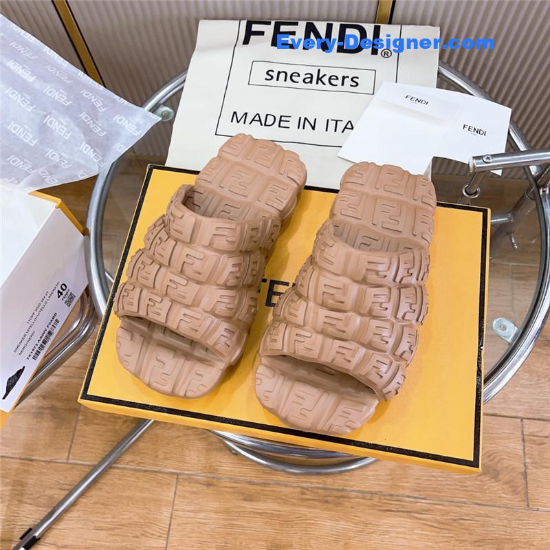 F**di environmentally friendly rubber couple slippers