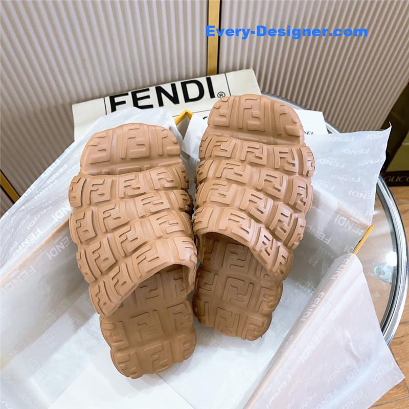 F**di environmentally friendly rubber couple slippers