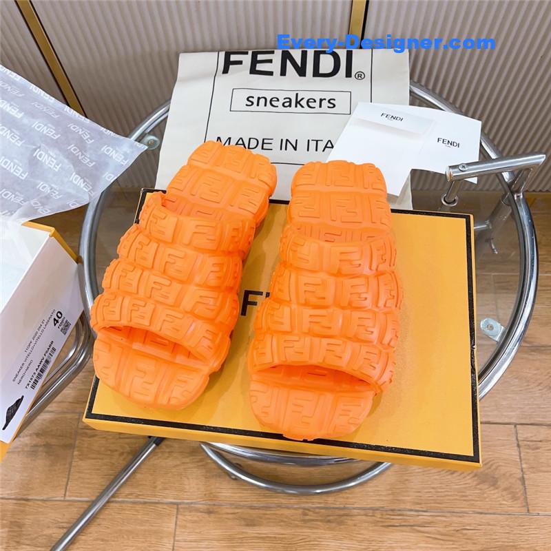 F**di environmentally friendly rubber couple slippers