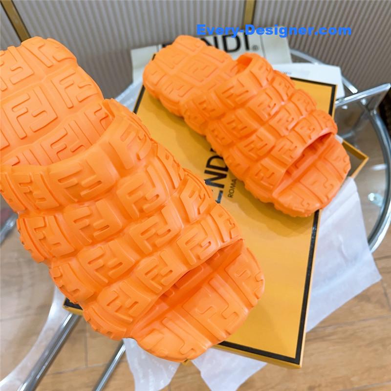 F**di environmentally friendly rubber couple slippers