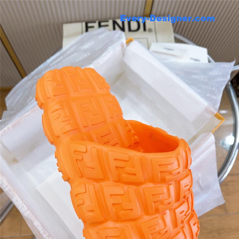 F**di environmentally friendly rubber couple slippers