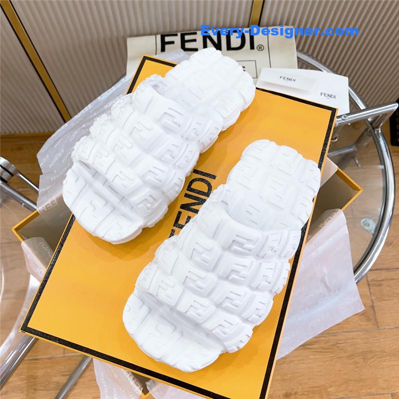 F**di environmentally friendly rubber couple slippers