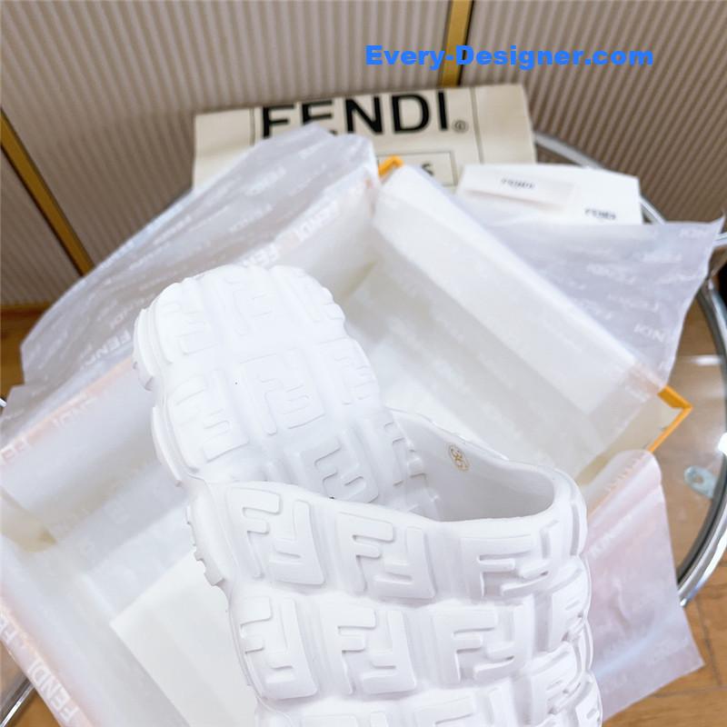 F**di environmentally friendly rubber couple slippers