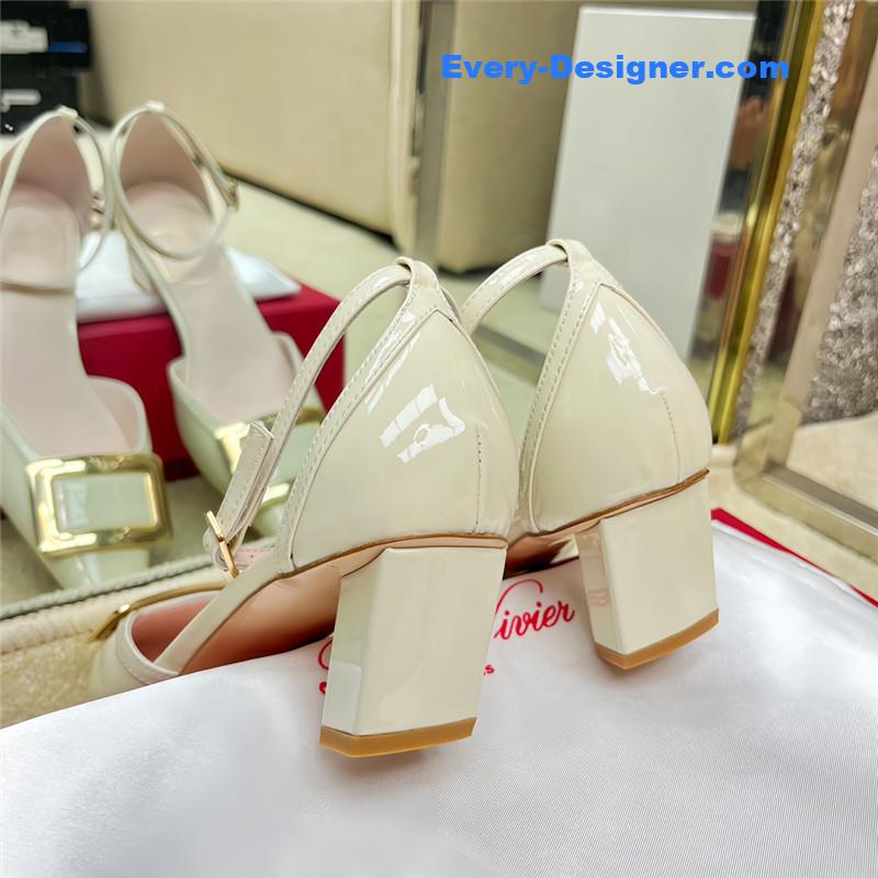 Roger vivier classic buckle strap sandals