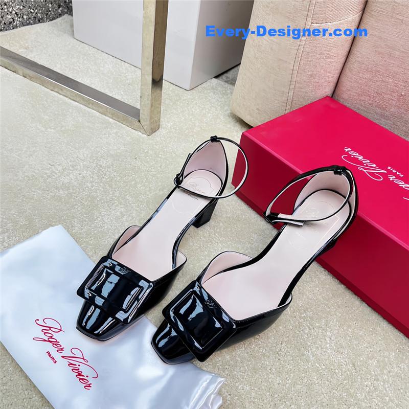 Roger vivier classic buckle strap sandals