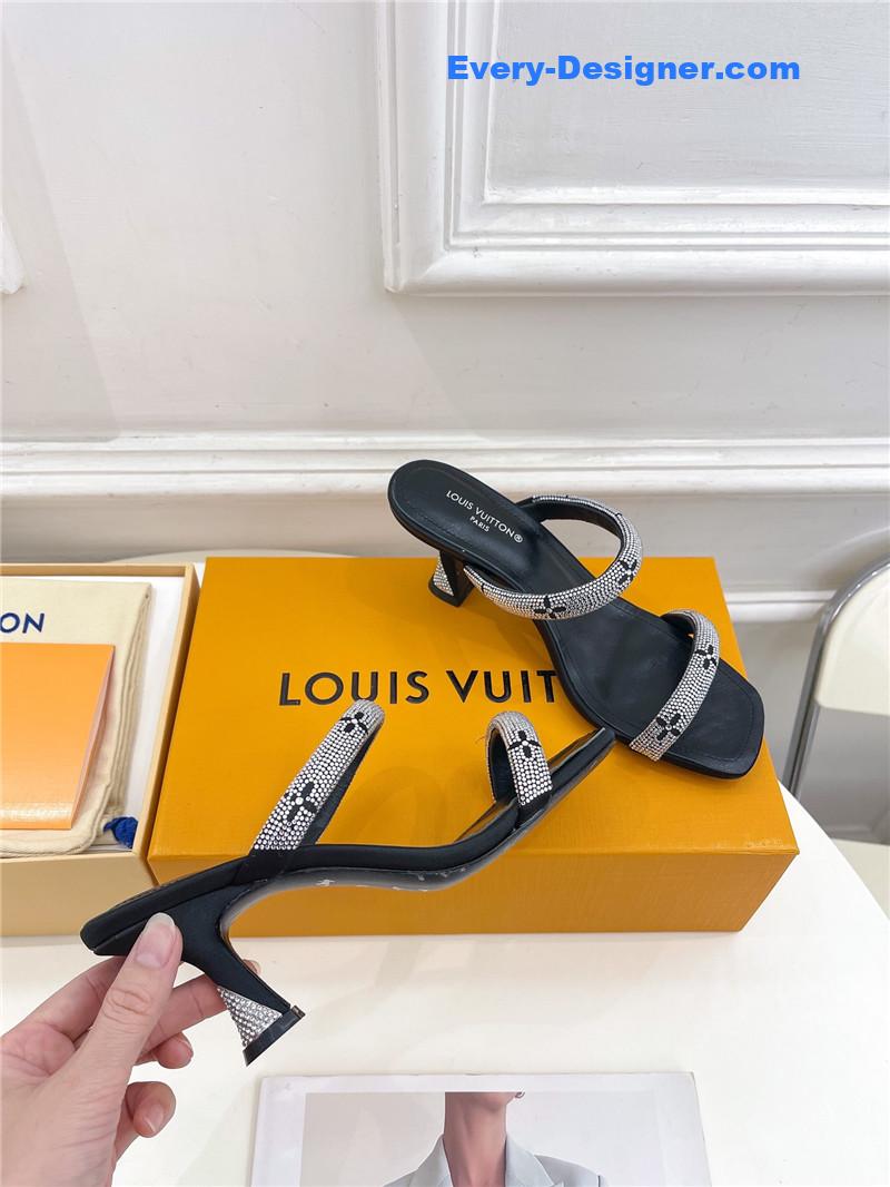 l0vis vvtt0n lv square toe hot D1am0nd high-heeled slippers