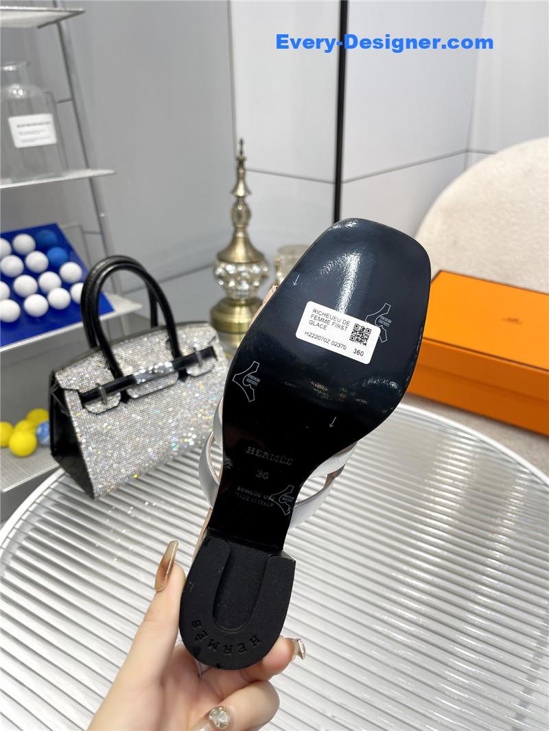 H**me5 pig nose high heel sandals