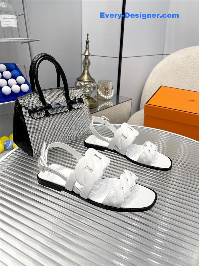 H**me5 pig nose sandals