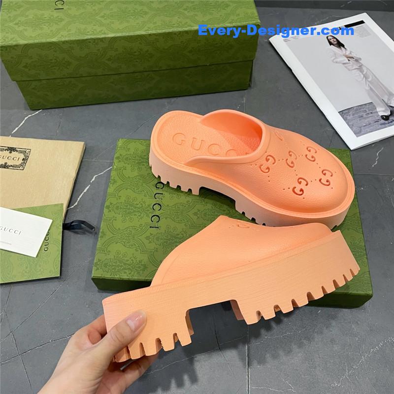 Gvc*1 thick bottom hole slippers