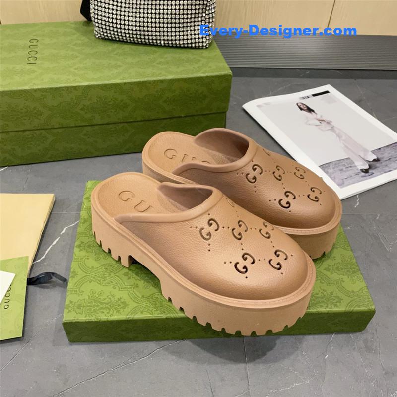 Gvc*1 thick bottom hole slippers