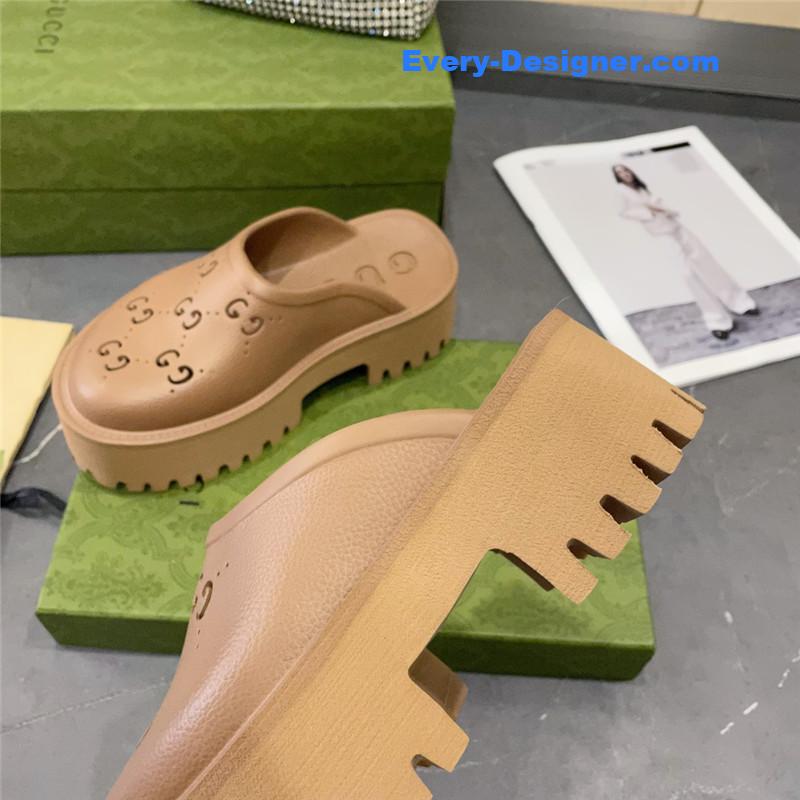 Gvc*1 thick bottom hole slippers