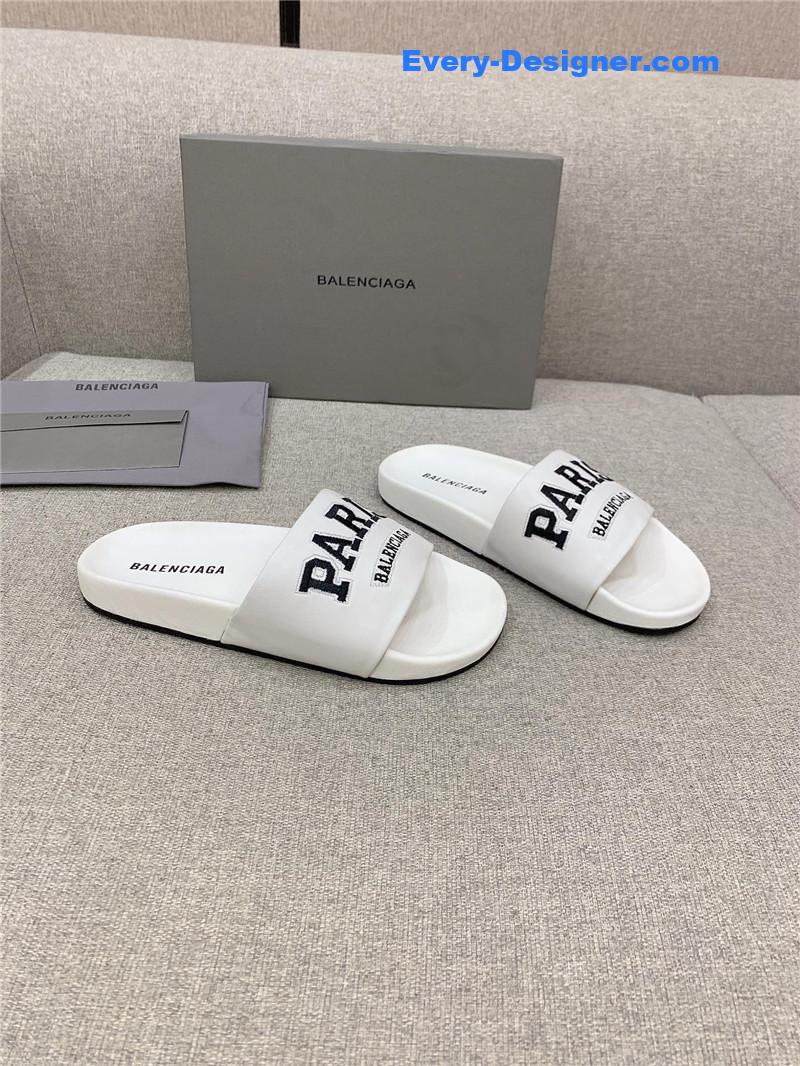 Ba1en*iaga new casual slippers