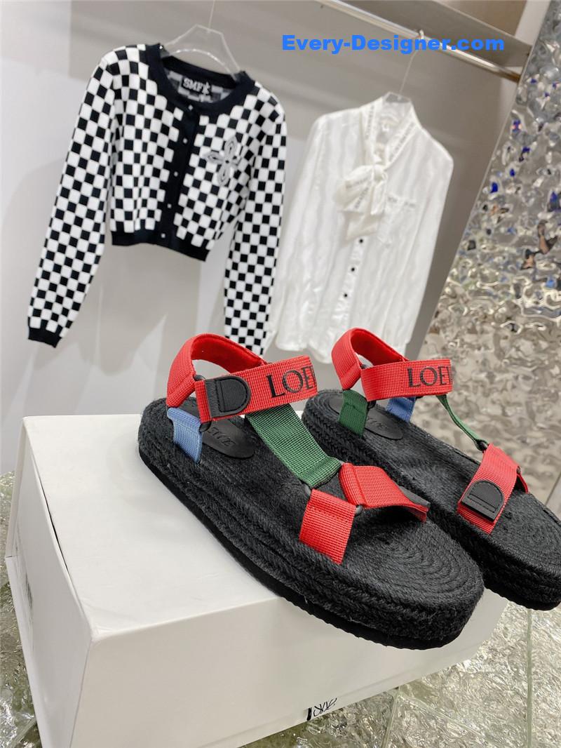 L0ew* new straw platform color block sandals