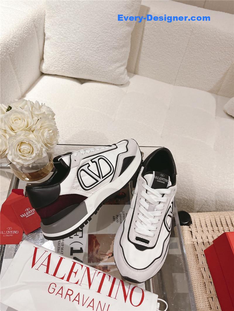 Va1e*ntin0 fashion counter air cushion casual shoes