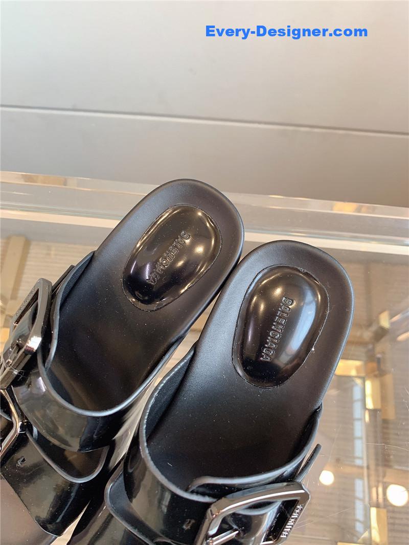 Ba1en*iaga new high-heeled slippers