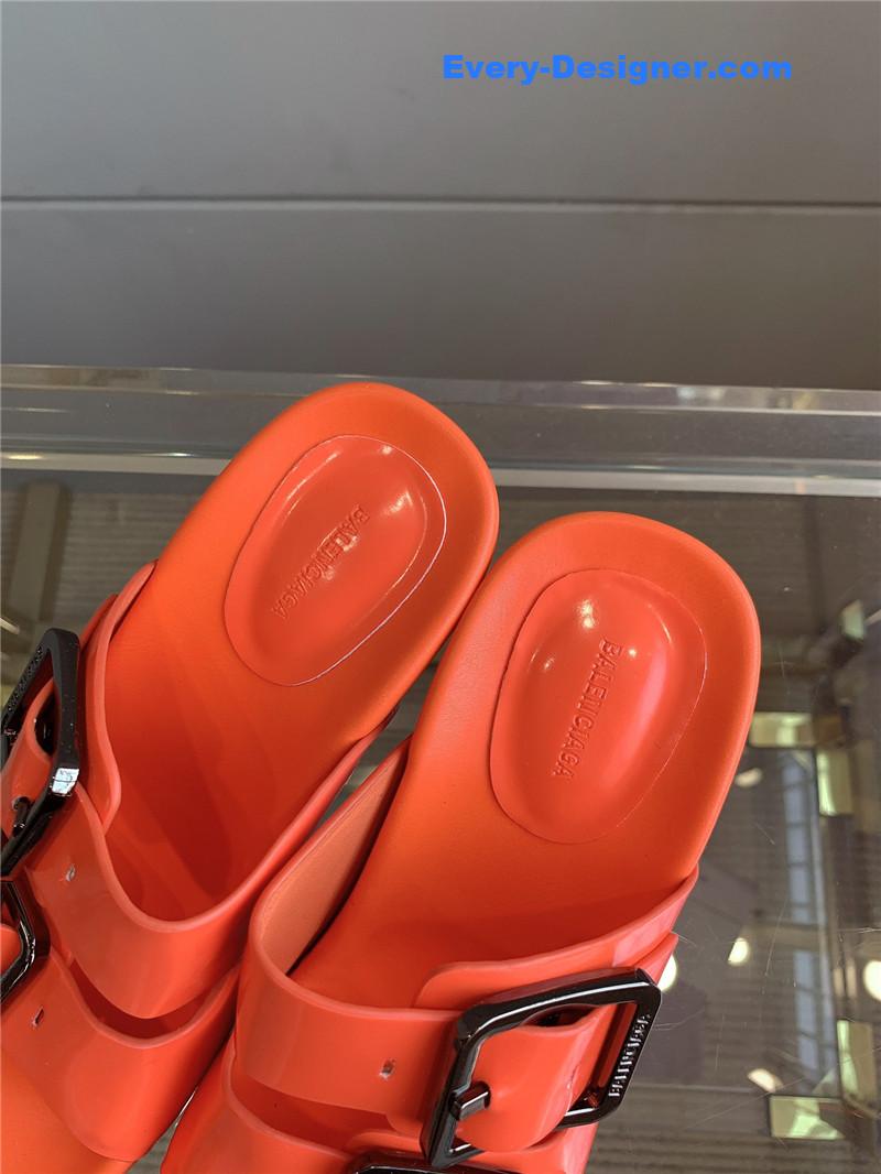 Ba1en*iaga new high-heeled slippers