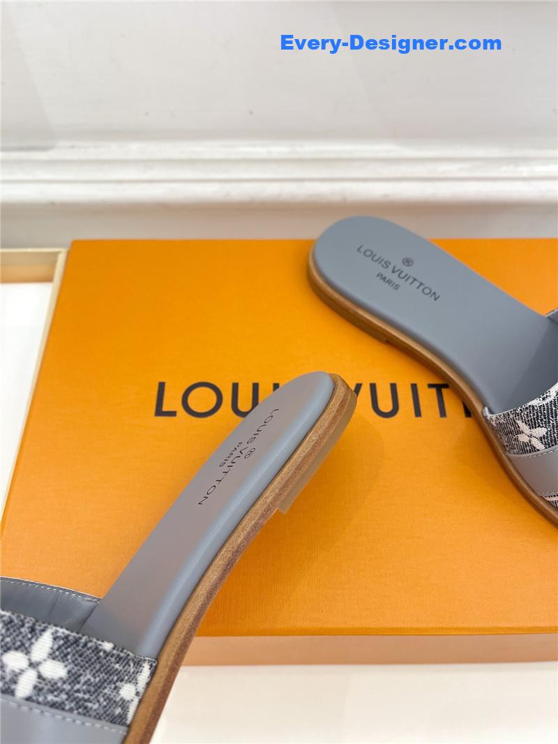 l0vis Vvtt0n lv metal buckle slippers