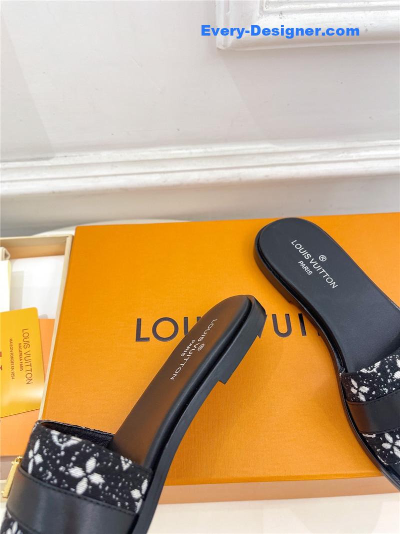 l0vis Vvtt0n lv metal buckle slippers
