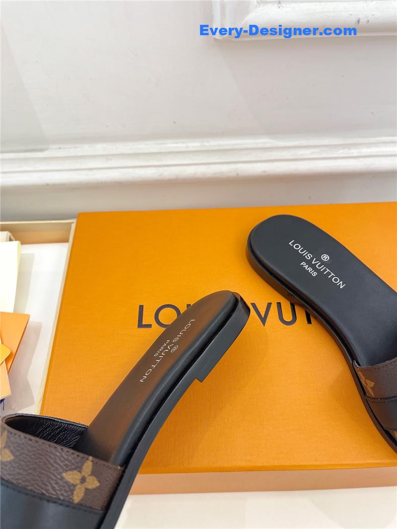 l0vis Vvtt0n lv metal buckle slippers